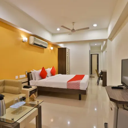 Hotel Galaxy Residency