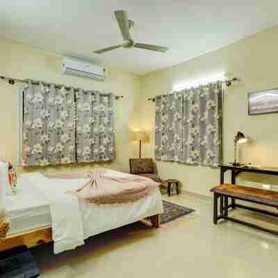 Alaya Stays Saffron Breeze Apartment Rooms
