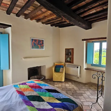 Charming rustic country house in northern Umbria with exclusive use of pool