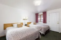 Holiday Motel