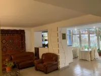 Tourist Hotel