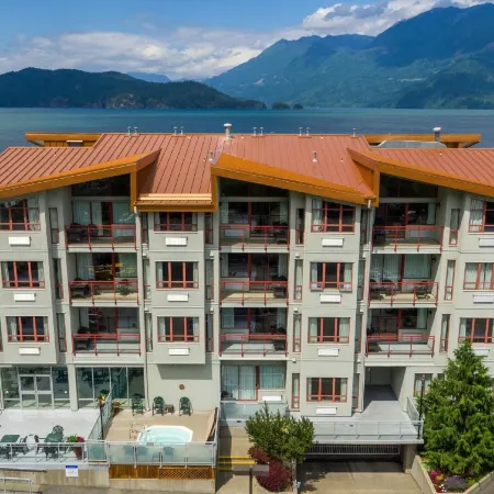 Harrison Beach Hotel