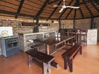 Limpopo River Lodge - Хоумстей