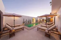 Abasolo ClubHouse - Pools