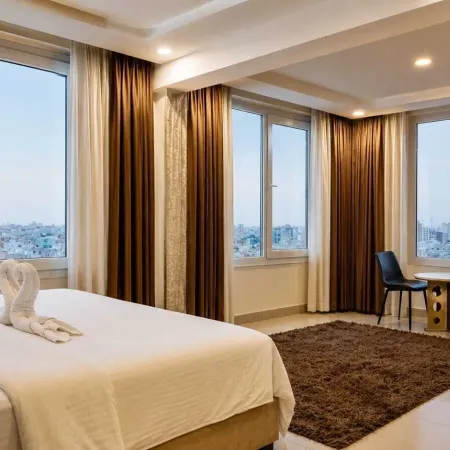 Diamond Star Hotel