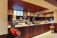 Village Hotel Warrington - breakfast