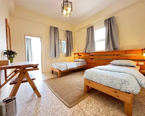 Carob Hostel Hotels in Amman