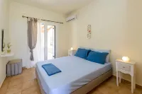 Seaside Aqua Bliss & Serenity with Private Pool - Villas