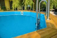 Cristal Apartments - Bintang 3