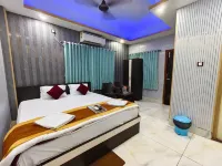 Iconic Hotel Digha - Pools