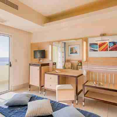 Esperides Beach Resort Rooms