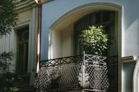 Meidan Heritage Suites - Apartments