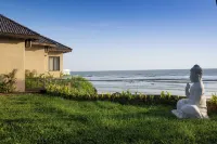 The Earth-Maison Ocean Beach Resort - 2-Star