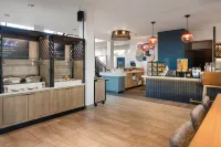 Atwell Suites Belgrade - Bozeman Airport by IHG - breakfast