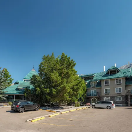 Pocaterra Inn and Waterslide