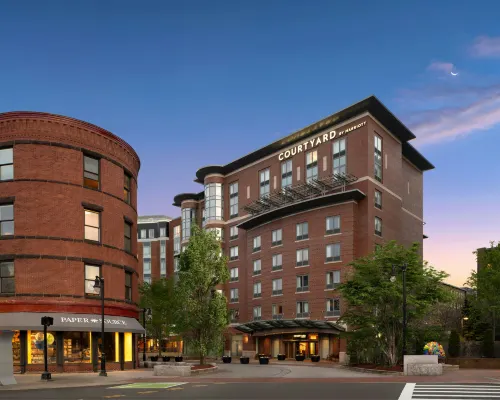 Courtyard Boston Brookline セントラル・スクエア周辺のホテル