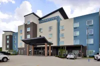 TownePlace Suites Laplace - Swimmingpools
