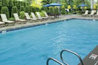 DoubleTree by Hilton Spokane-City Center - Pools