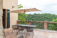 Tuscanflat Castle - Homestays