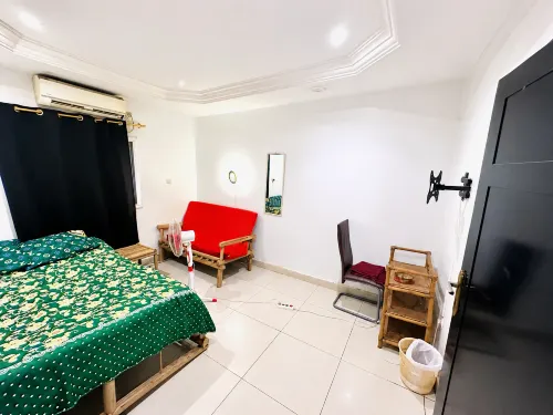 beautiful  room with private toilet - ACI 2000 - 2 звезды