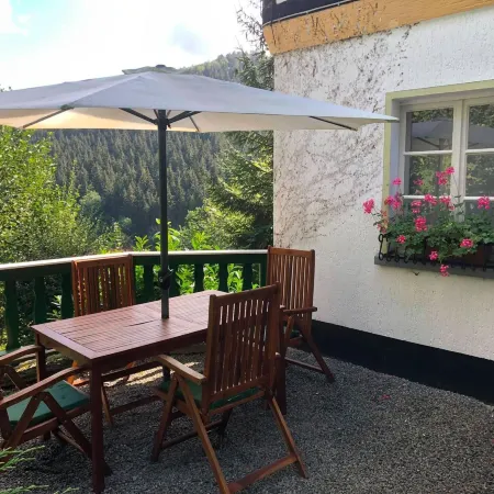 Charming Apartment With Mountain Views in Nordenau for 6
