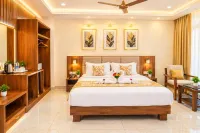 HOTEL THE PEARL SHINE - Balkoner