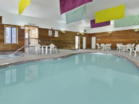 Days Inn by Wyndham Marquette Hotels in Marquette