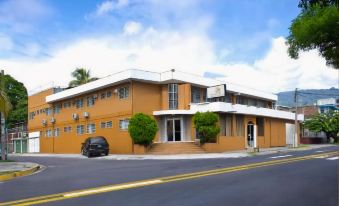 Hotel Manantiales El Salvador