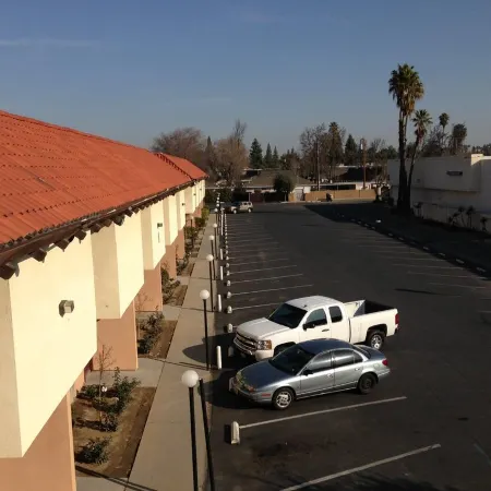 Ramada by Wyndham Fresno North