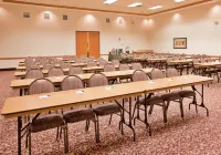 Holiday Inn Express & Suites Columbus