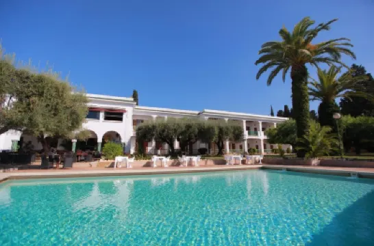 Hotel Transatlantique Hotels in 