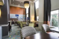 Holiday Inn Express & Suites Vicksburg