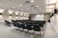 Holiday Inn Fredericksburg Conference Ctr