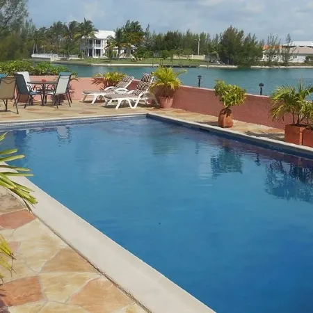 Dundee Bay Villas