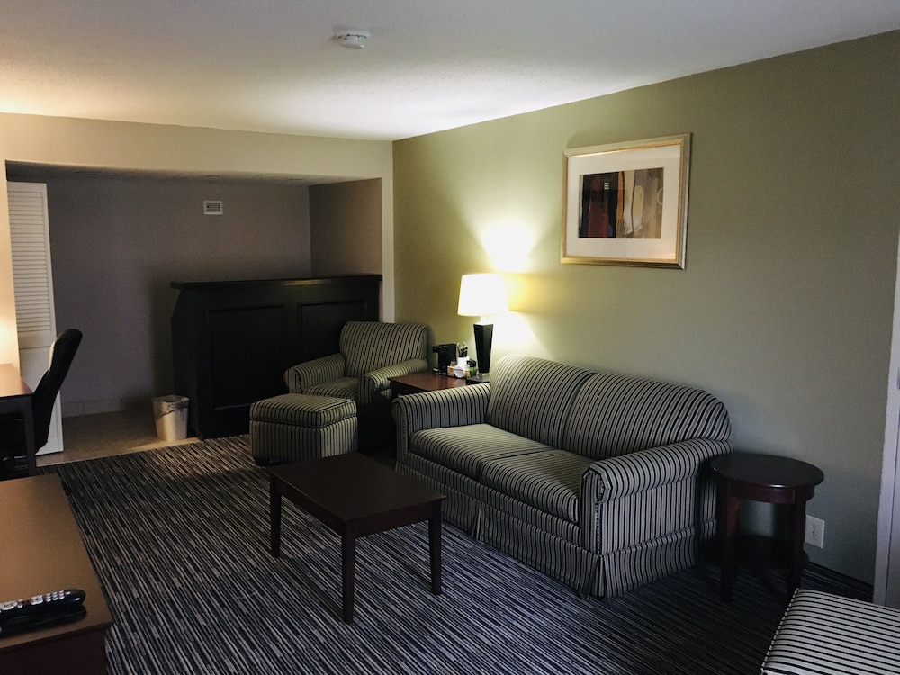 Ramada by Wyndham Batesville