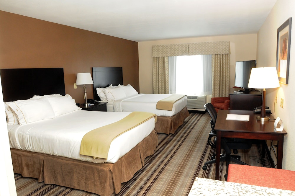 Holiday Inn Express & Suites Cambridge, an Ihg Hotel