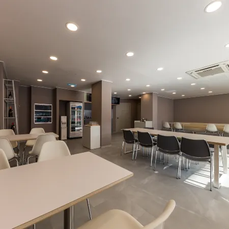 Shourin Hotel Daejeon by Aank