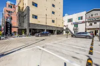 Sacheon Hotel Kakao - Motels