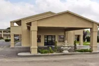 Quality Inn & Suites Big Rapids Near University Hotels in Big Rapids