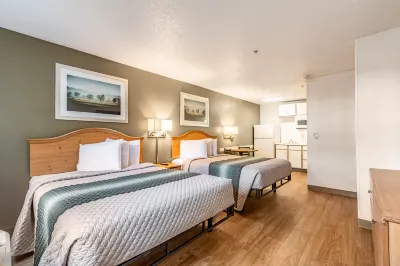 โฮมทาวน์สตูดิโอส์ บาย เรดรูฟ แอตแลนตา นอร์ธอีสต์ - พีชทรีคอร์เนอร์ส โรงแรมใน