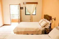 Hotel El Arco Hotel di Retalhuleu