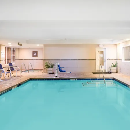 Holiday Inn Express & Suites VACAVILLE by IHG