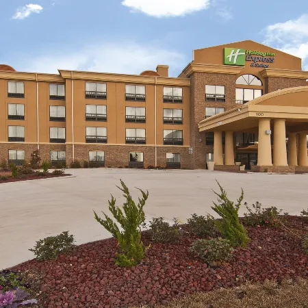 Holiday Inn Express & Suites JACKSON/PEARL INTL AIRPORT by IHG