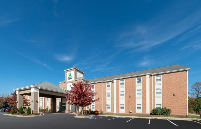 Holiday Inn Express PRINCE FREDERICK by IHG