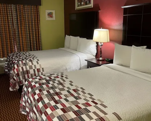 Red Roof Inn & Suites Detroit - Melvindale/ Dearborn Hotels in Melvindale