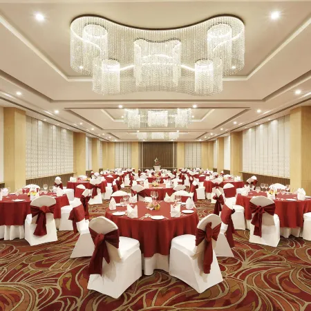 Sarovar Portico Outer Ring Road Bengaluru Отели рядом с достопримечательностью «Технопарк «Престиж»»