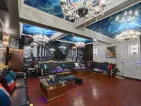 Huahai Inn Guesthouse