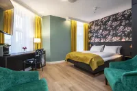 Thon Hotel Høyers Hotels near PP Center