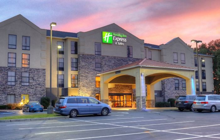 Holiday Inn Express & Suites BLYTHEWOOD by IHG