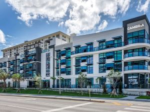 Cambria Hotel Fort Lauderdale Beach